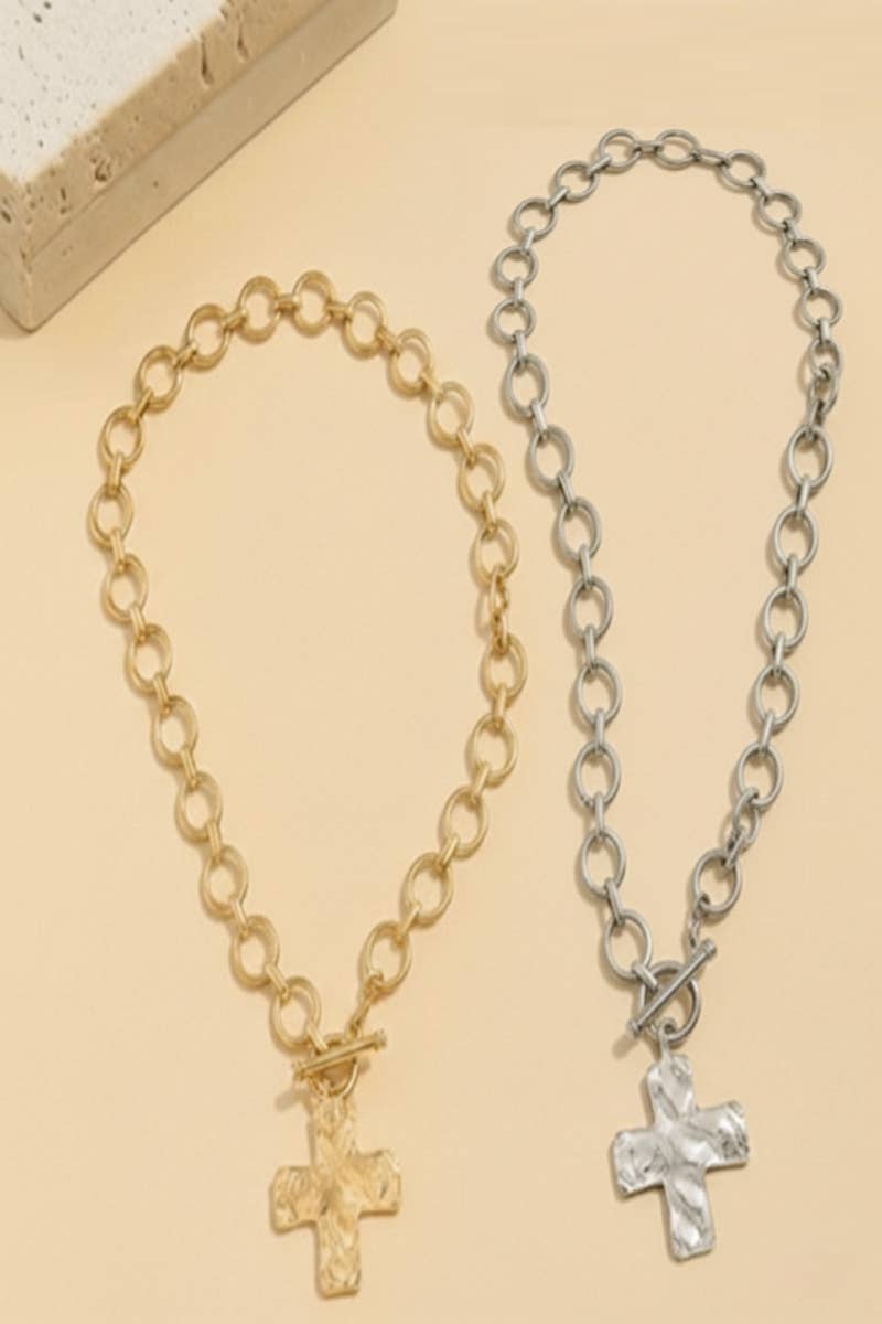 Notable Hammered Cross Toggle Necklace