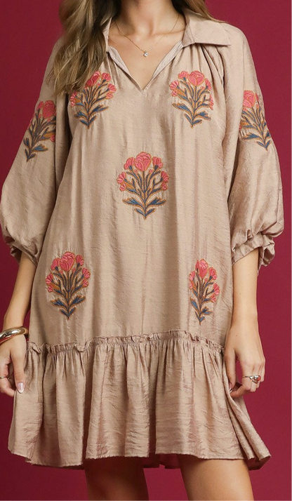 SALE! Embroidered Emmalee Dress (S-2X)(2 Colors)