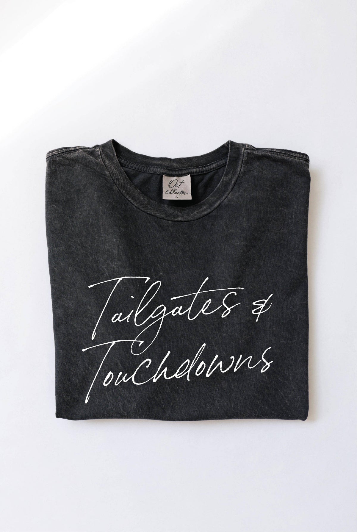 TAILGATES AND TOUCHDOWNS  Mineral Washed Graphic Top