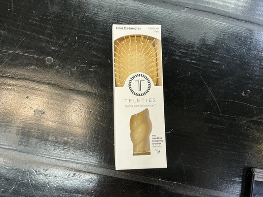 Mini Detangler Brush-Medium Hair-Tan