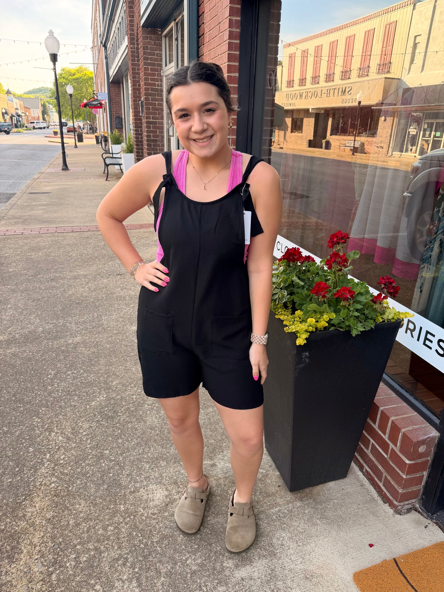 🦜Effortless Tie Romper (S-3X)(2 Colors)