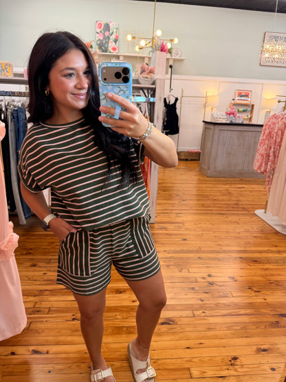 The Textured Stripe Set (S-L)