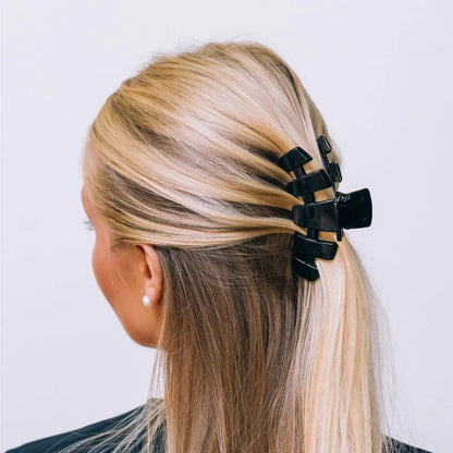 Classic Jet Black Medium Claw Clip