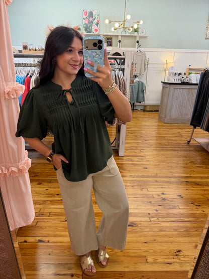 Puff Sleeve Pintuck Detail Woven Top(2 Colors)