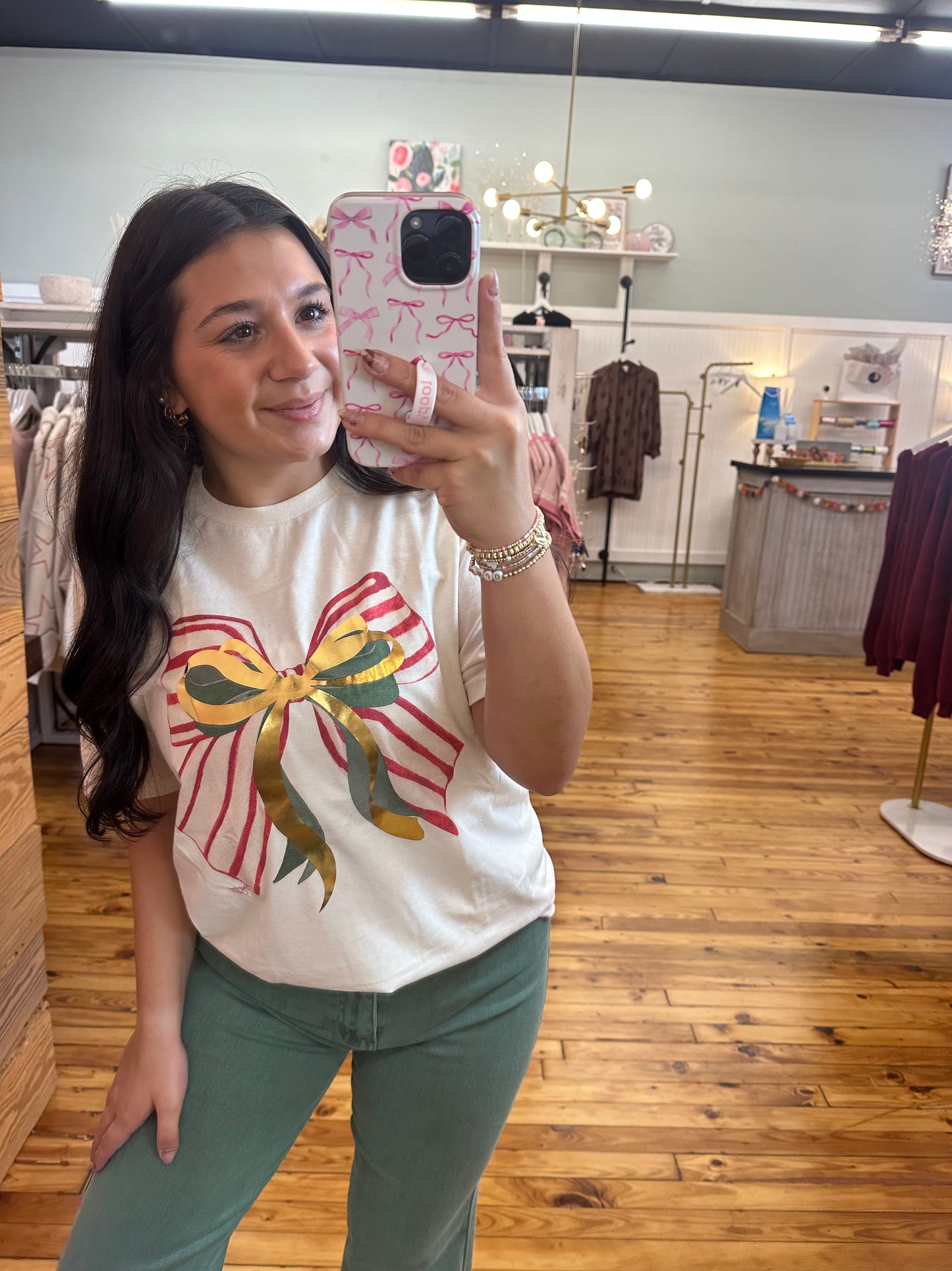 SALE! Christmas🎄Bow Graphic Tee (S-3XL)