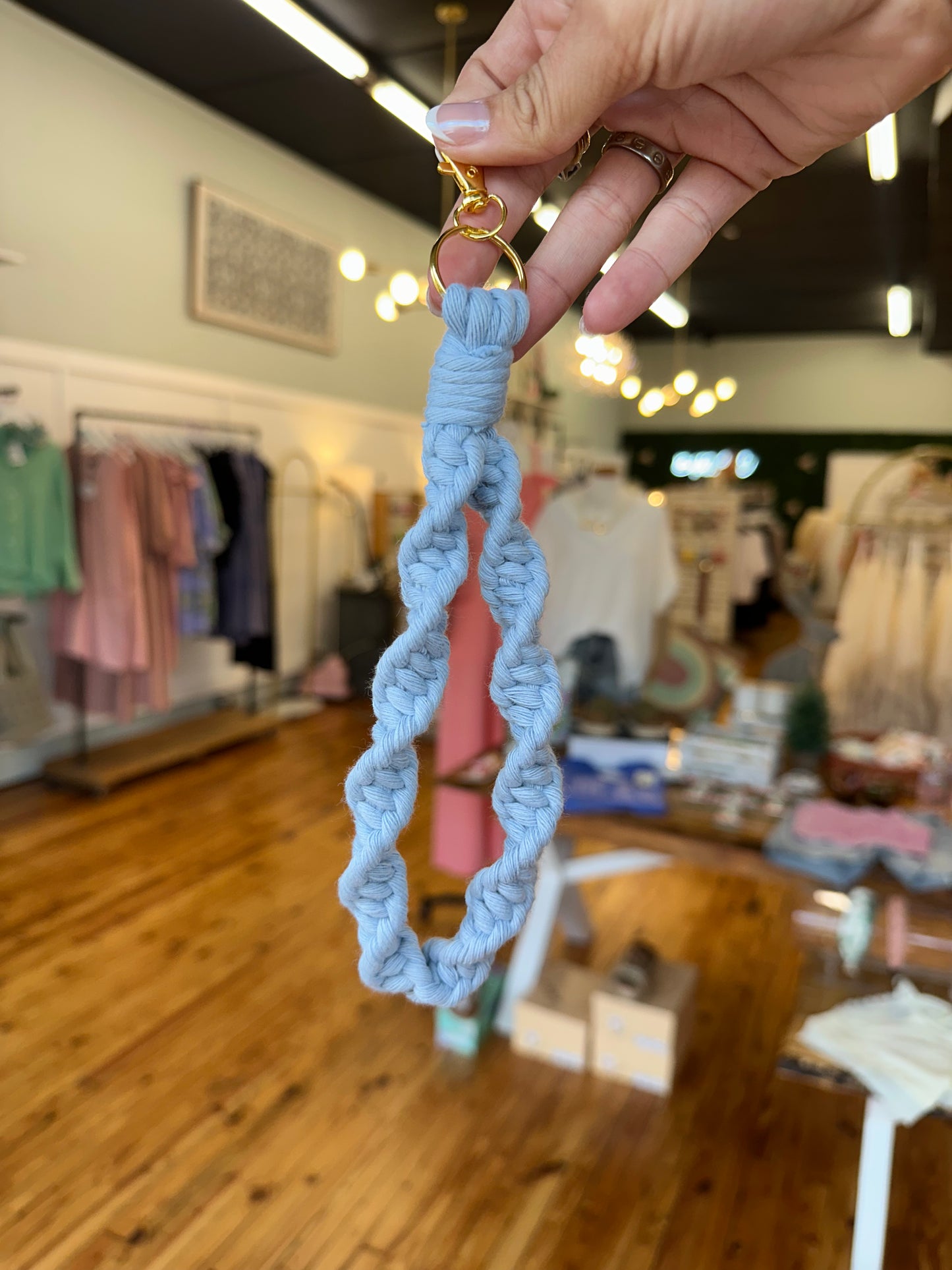 SALE! Spiral Macrame Wristlet 🔑Keychain (3 Colors)