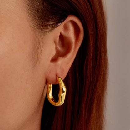18K STAINLESS STEEL WATERPROOF TARNISHFREE U HOOPS