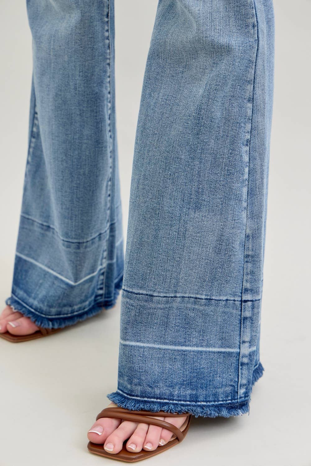 👖Judy Blue Jeans - HW "Tummy Control " w/ Release Hem Flare (Reg & Plus)