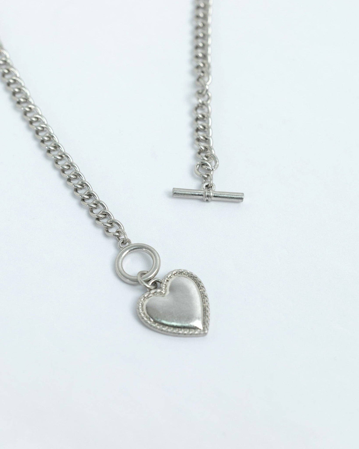 Vintage Chunky Heart Toggle Necklace